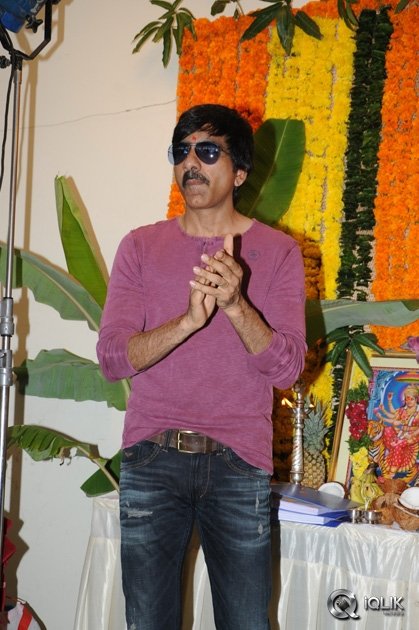 Yevado-Okadu-Movie-Opening